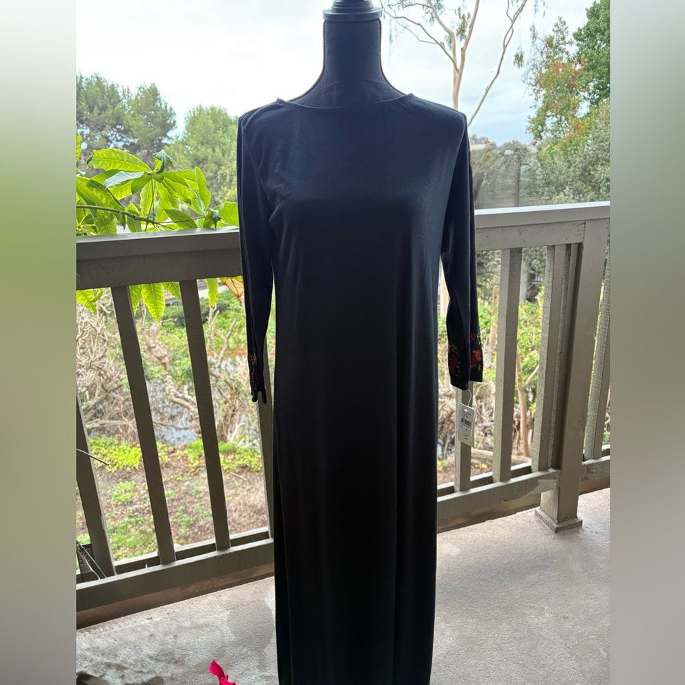 Natori Black Maxi Dress with Embroidered Cuff Detail